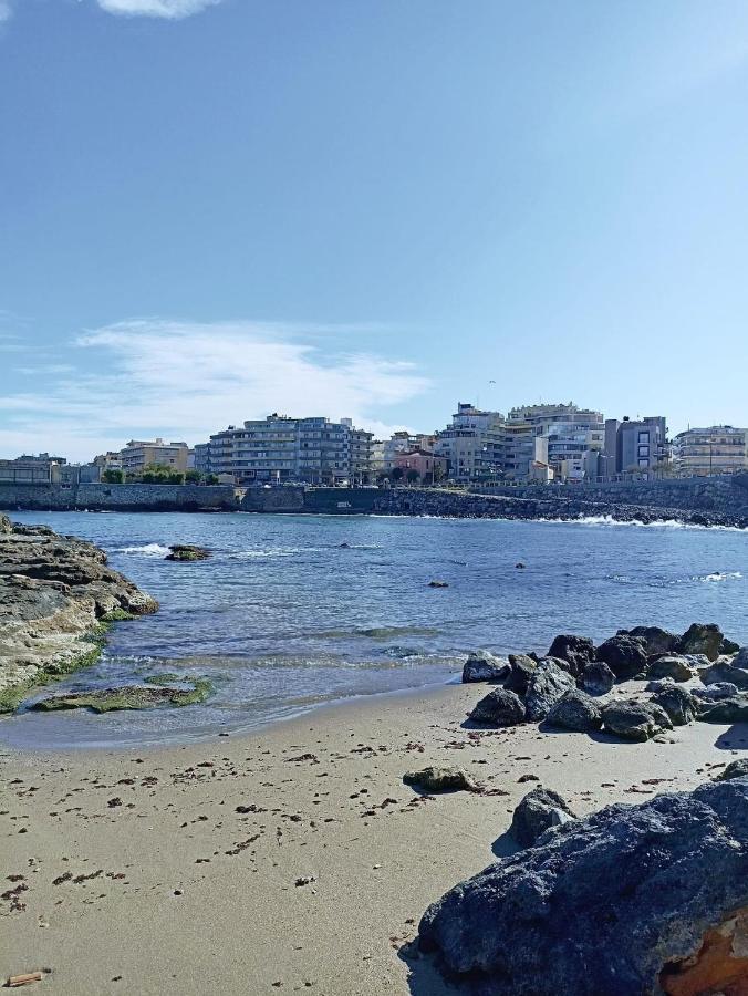 Kentia Modern/Artistic City Apartment Heraklion  Ngoại thất bức ảnh
